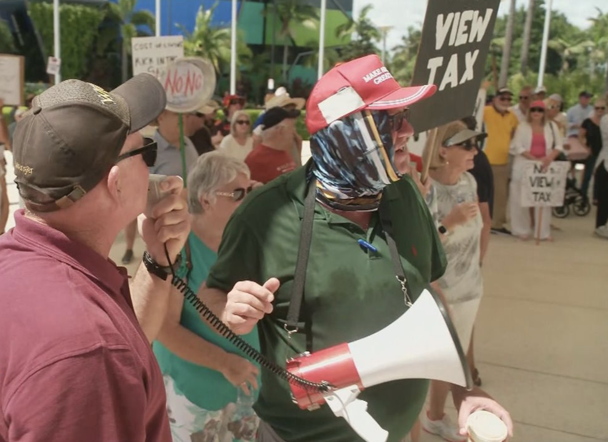 gold coast protesters